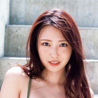 「週刊少年マガジン」（講談社）2025年10月22日発売号に登場した沢口愛華＝撮影／細居幸次郎、スタイリング／牧野香子、ヘアメイク／田村直子、コーディネート／福澤卓弥、デザイン／松本麻実（GROSVENOR design . ）