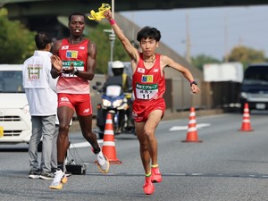 城西大は全日本大学駅伝過去最高の5位　4区区間賞の斎藤将也「100点満点の走り」