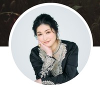 占い師の真木あかりさん（公式Xから）