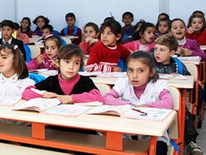 「難民の3割は就学年齢」　シリア・アレッポ大学准教授 アフマド・マンスール