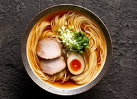 醤油ラーメン（石丸製麺提供）