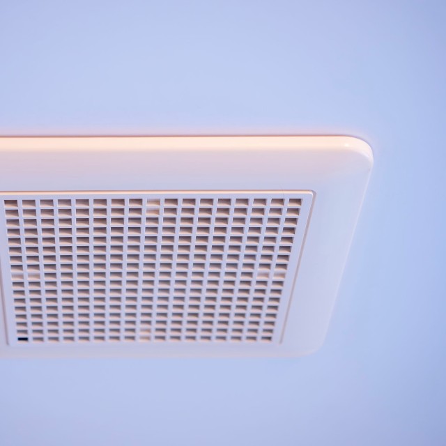 換気を徹底する事が重要！※画像はイメージです（STOCK THE WORLD/stock.adobe.com）