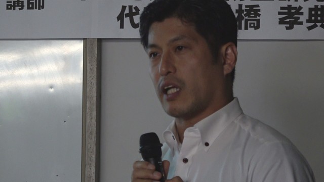 講演を行う岡山少年院の法務教官・長橋孝典さん　18日