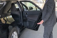 役員運転手をやってみたいと思いますか？　※画像はイメージです（photoAC）