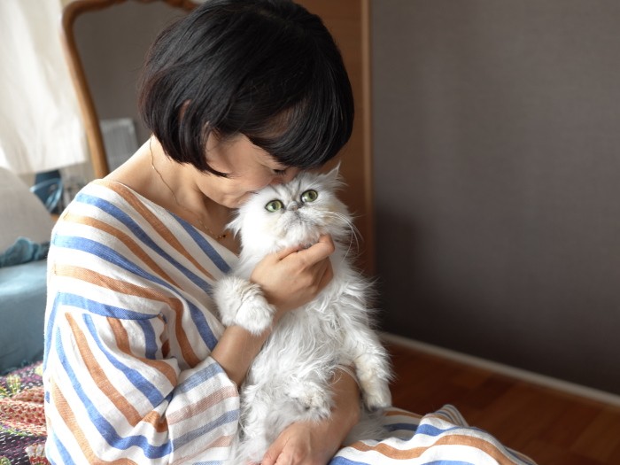 「ああ可愛い」“なこ吸い”中　