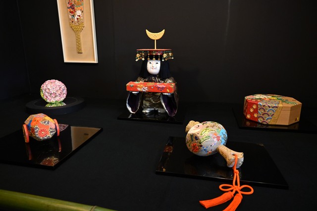 「有職御人形司 伊東久重」の展示（２０２５年１１月３日撮影）