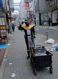 ポイ捨て過料の存在は、抑止力になるという（スミレンジャーZさん提供）