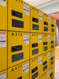 鍵なしダイヤル式になった江戸東京博物館のロッカー（passerbyさん提供）