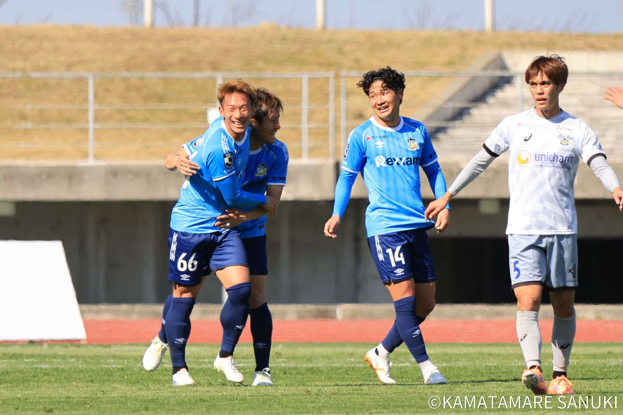 カマタマーレ讃岐　上下M 📸｜トレーニング 明日はアウェイ新潟戦 8年ぶりのデンカビッグスワン ウェア