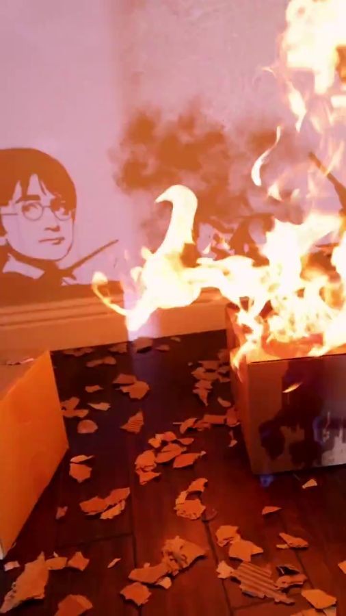 文字通りの「炎上」に。 ※黒主さんのX動画より抜粋