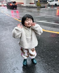 雪が嬉しすぎて…変な顔になっちゃった！（提供：＠miamama202020さん）