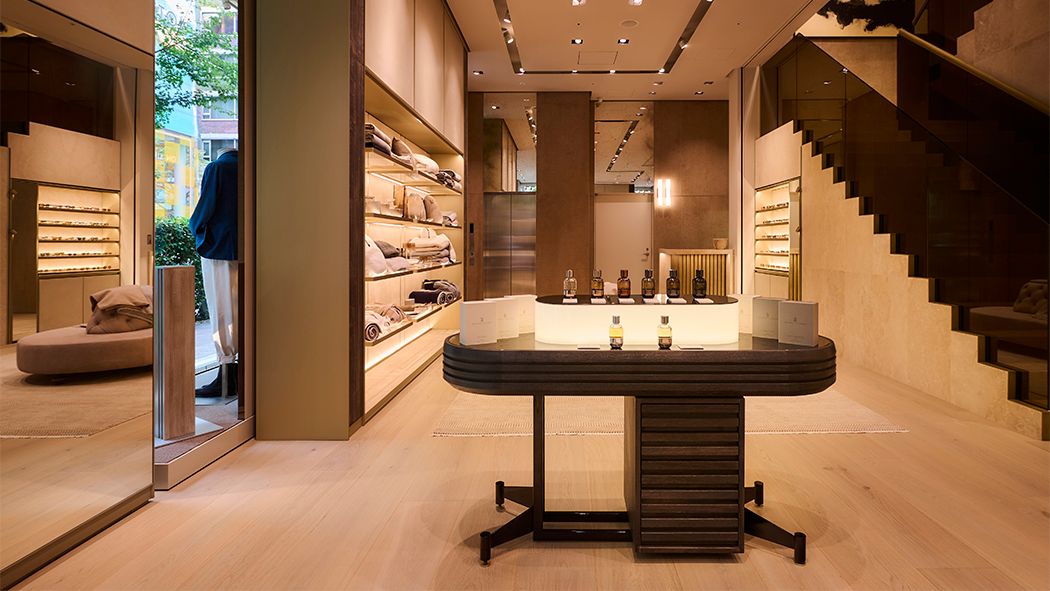 ブルネロ クチネリ_ディスプレー　1050_1