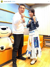 メッセンジャーあいはらさん（左）とMBSアナ武川智美さん（武川智美さんのインスタグラムから）
