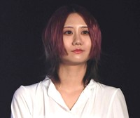 　古畑奈和＝2020年12月撮影