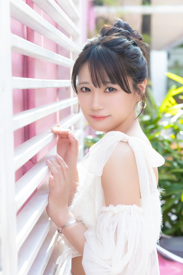 「SKE48」の中野愛理さんの写真集「SKE48 中野愛理1st写真集 可愛いと言って欲しい」（c）KADOKAWA　（c）Zest，Inc.　PHOTO／田中智久