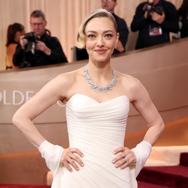 ゴールデングローブ賞で着用したドレスについて語ったアマンダ・サイフリッド