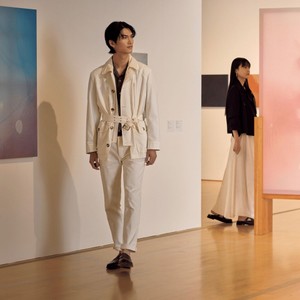 森も展示室となる。自然に寄り添う美術館【男と女、そしてカブリオレ。】