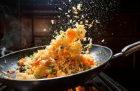 カップ麺が炒飯の具材に…！※画像はAIが作成したイメージです（TAKAHIRO SATO/stock.adobe.com）