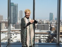 抱負を語る佐々木秀実