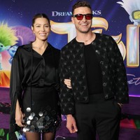 ジェシカ・ビール（左）とジャスティン・ティンバーレイク