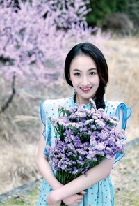 『デジタル原色美女図鑑 野口絵子 BEYOND THE PEAK』撮影:安珠