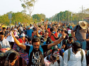 ４年で100倍、アメリカを目指す移民はなぜパナマのジャングルを目指すのか