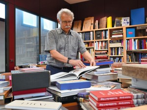 「雇われる」以外の働き方がある　みんなで決める「協同労働」、本場で見たその仕組み