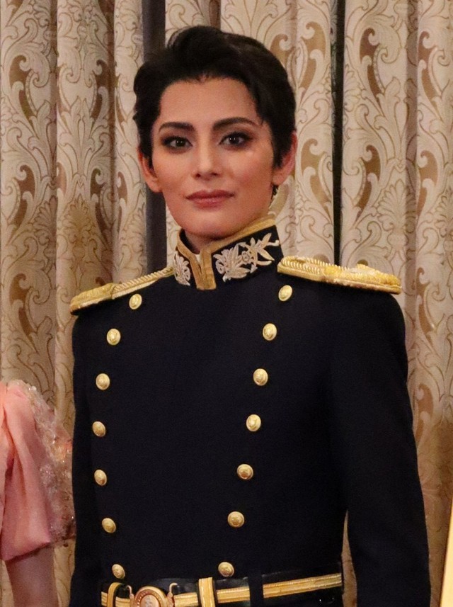 宝塚歌劇団雪組トップスター朝美絢＝梅田芸医術劇場