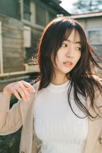 SPA!グラビアン魂デジタル写真集 豊田ルナ「ぬくもりを感じる」より＝撮影：時永大吾 ヘアメイク：萩村千紗子 スタイリング：工藤沙恵（ミタケイショウ） 