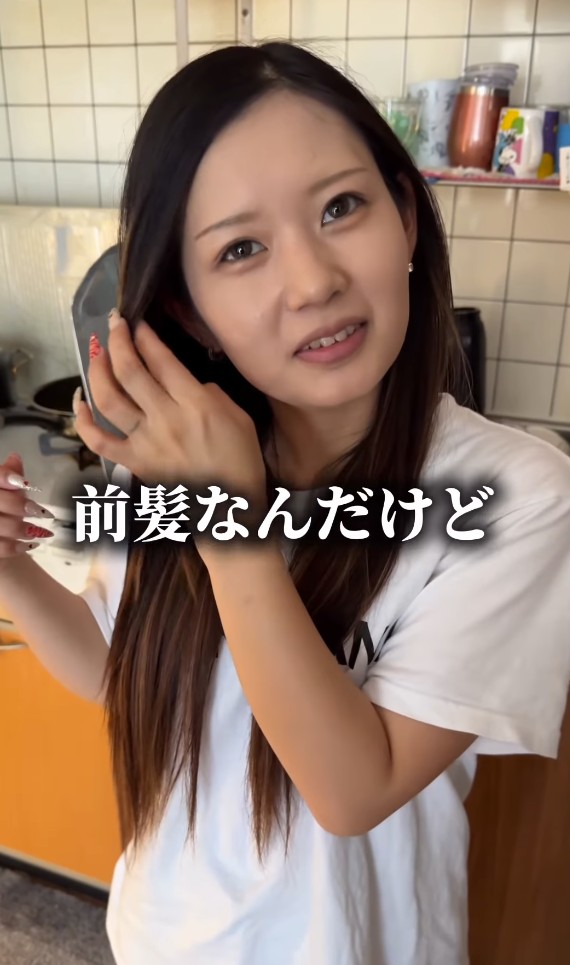 以前は前髪を伸ばしておでこを出していた妻／ソラサク家族さん（@sorasaku_main）提供