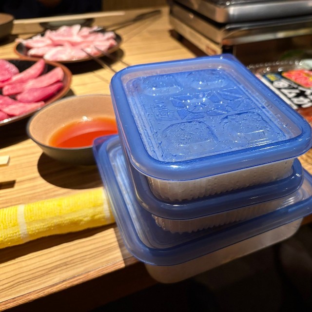 持ち込みOKの焼肉食べ放題に“白米3合”を持参した投稿がXで話題に（裾野こがらさん提供）