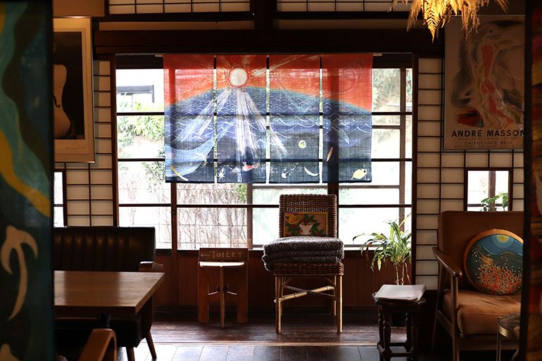 コスタリカコーヒー専門 古民家の雰囲気も魅力的な「カフェテーロ葉山 コスタリカコーヒー専門 古民家の雰囲気も魅力的な「カフェテーロ葉山