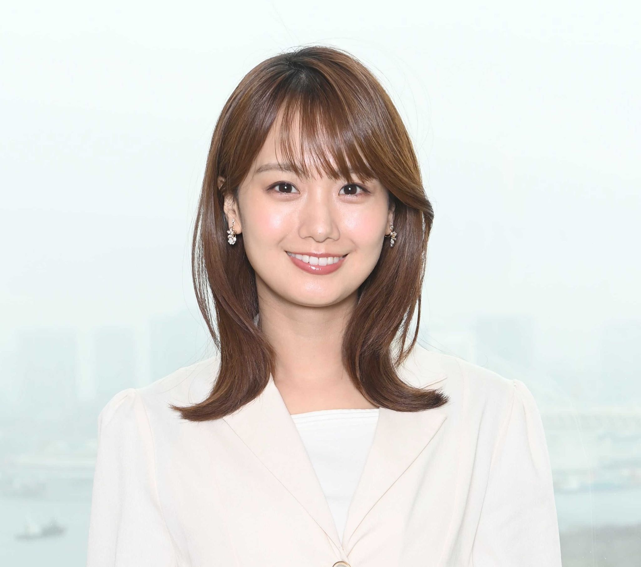 フジテレビの人気女子アナが24年前の姿を公開「小さな頃からかわいい