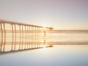 あいみょんに感動し、憧れが募る弾き語り。海辺のカフェでいざ挑戦を