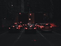 「人間が出していい速さじゃない」車や地下鉄に感じる恐怖の正体