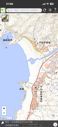 地震後の海岸線の劇的な変化（やまさん提供）