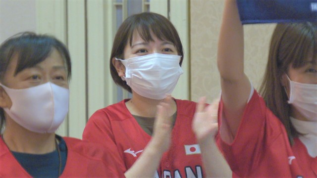 〈東京2020〉「のん！金メダルおめでとう！」岡山勢17年ぶり快挙　ソフト原田選手、同級生との“約束”果たす