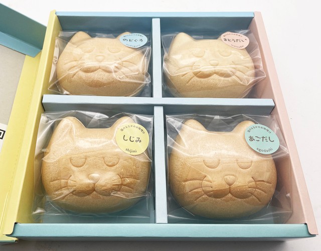 異なる味わい4種類がコンプリートされた「にゃんもにゃにゃ」