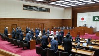 問責決議案への採決　7月13日