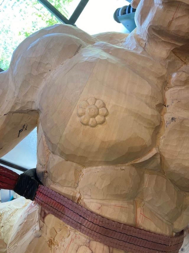 ８枚花弁をあしらった「花乳首」が完成。 ※折上さん提供