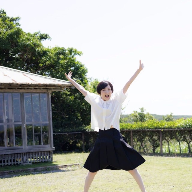 生駒里奈さん最新写真集先行カット©CRG / WANIBOOKS / Yuki AOYAMA