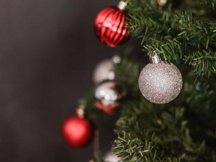 彼は恋人。君は友達。私が一緒にケーキを食べたいのは誰なんだろう