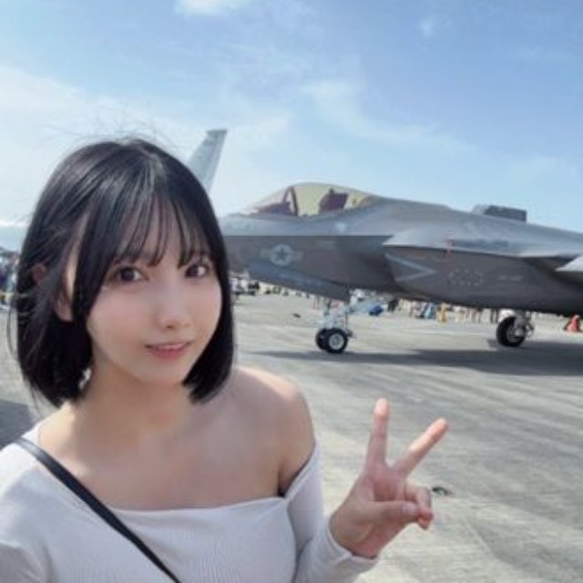 F-35ライトニングⅡと＝三橋くんのインスタグラム＠mitsuhashi_zzより
