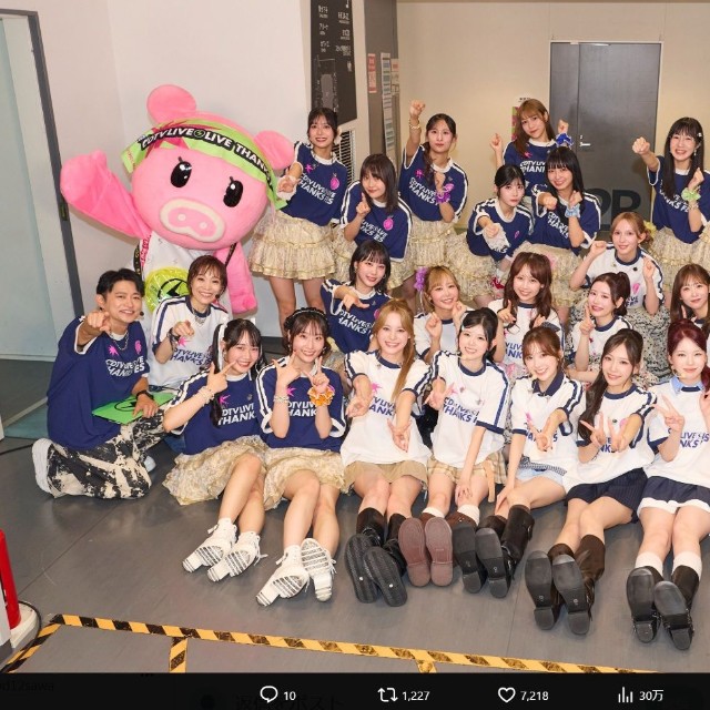 ライブに出演したJuice=Juice、FURUITS ZIPPER、NiziU＝CDTVのX(旧ツイッター)＠TBSCDTVより