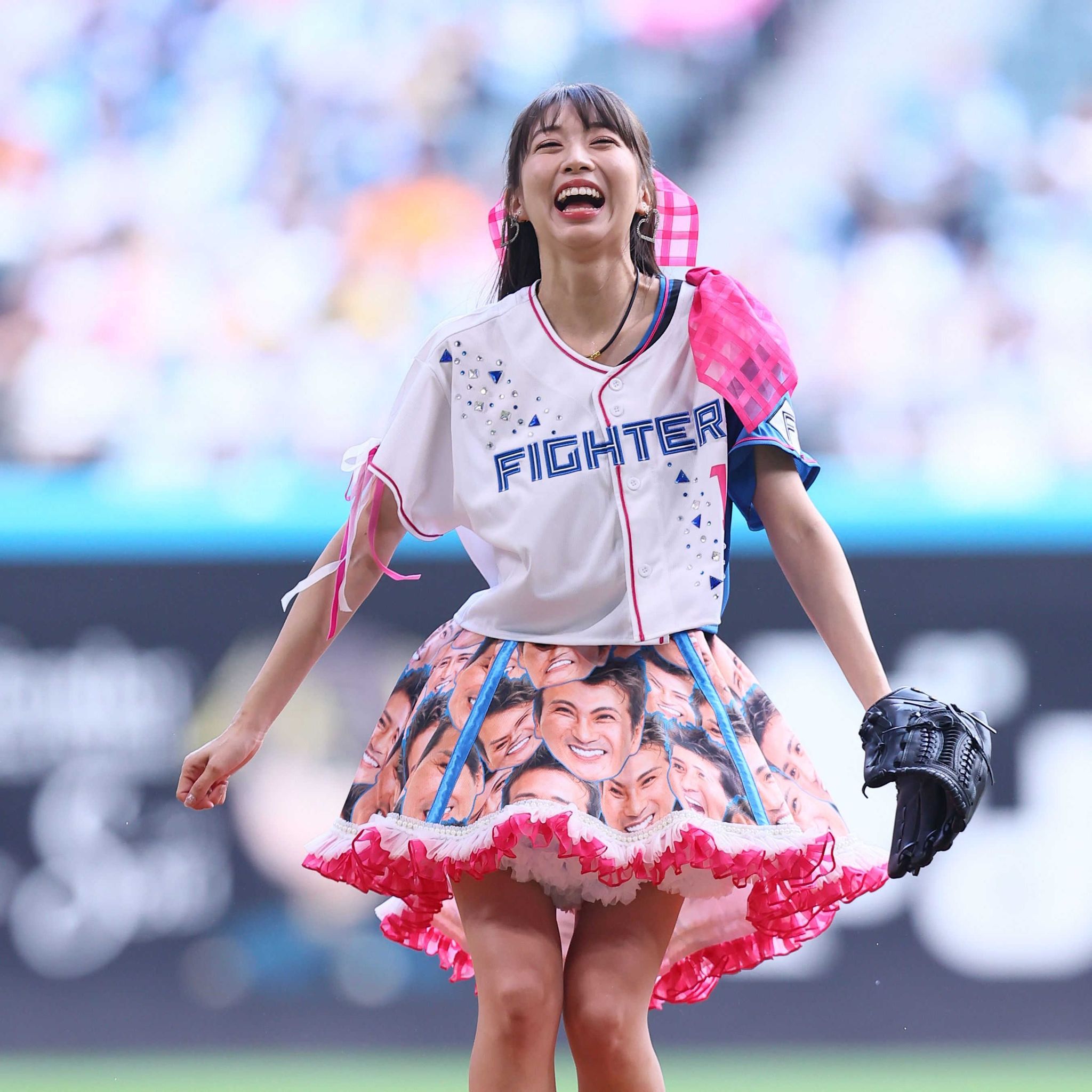 牧野真莉愛、モー娘。ラスト登板【2017～26年、始球式ショット一覧