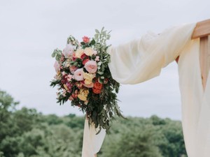 【厳選】元彼が結婚するらしい。SNSにあった懐かしい笑顔。消せない記憶をつづったエッセイ５選