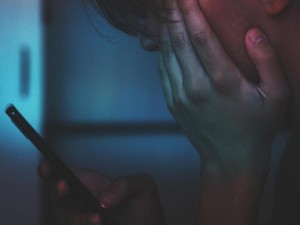 画面の中の私と画面を見ている私、ちょうどいい距離を見つけたい