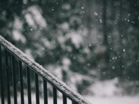 始発で出かける雪の朝。みんなで苦労した冬が私はやっぱり好きだ