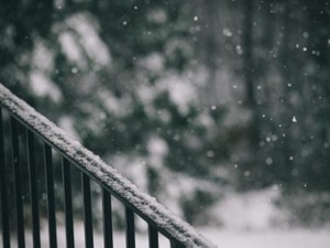 始発で出かける雪の朝。みんなで苦労した冬が私はやっぱり好きだ