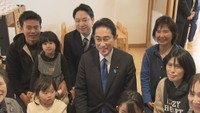 岡山県奈義町を視察する岸田総理大臣（19日）